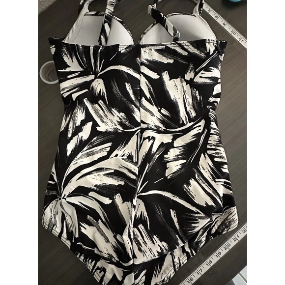 Miraclesuit Silver Show Arianna One Piece Swimsuit Black Sz 12 Vacation Beachy - Picture 5 of 6